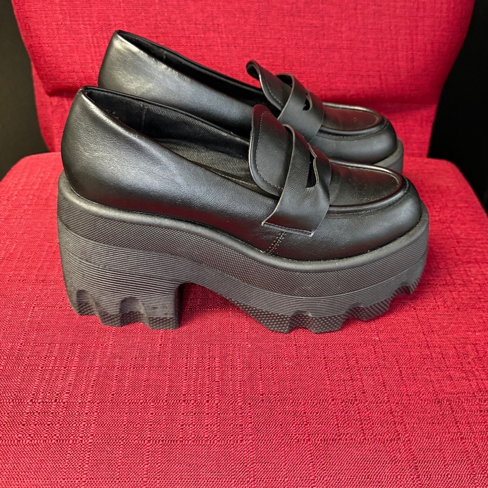 Bamboo brand black platform penny loafers. Size 8.